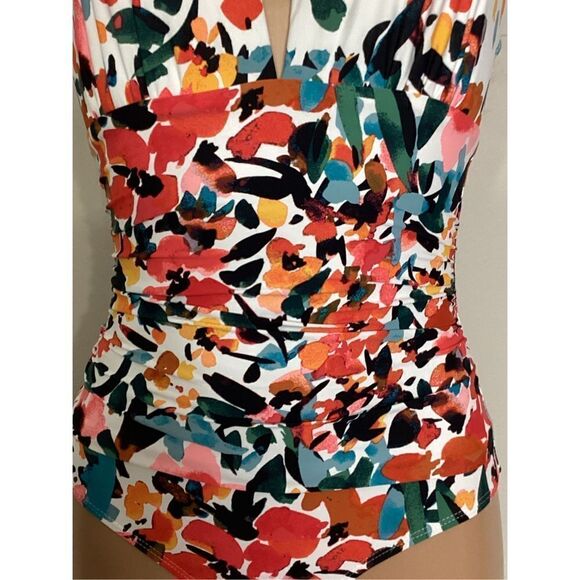 New. Anne Cole floral swimsuit. Size 16. Retails $119 - Picture 9 of 15
